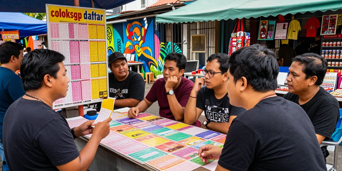 Kerumunan penggemar taruhan membahas coloksgp daftar di pasar yang ramai.